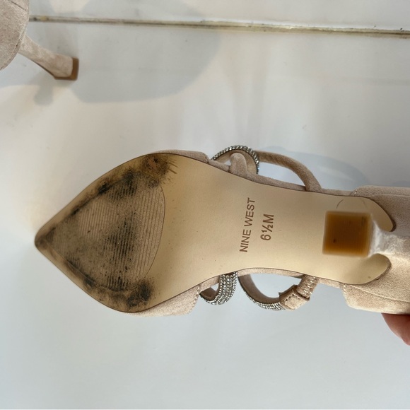 Nine West Sparks Pump - shoe box included
*only worn once* - Picture 8 of 9